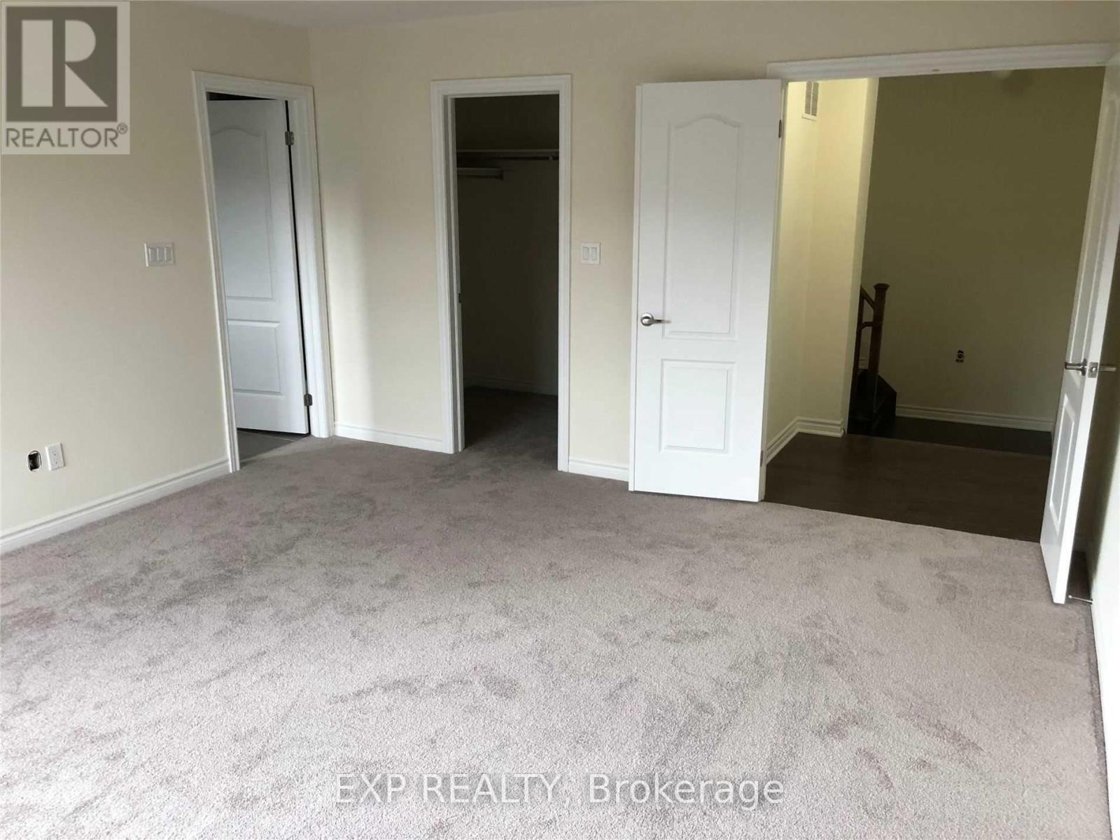 31 Walter Proctor Road, East Gwillimbury, Ontario  L9N 0P1 - Photo 11 - N12482534