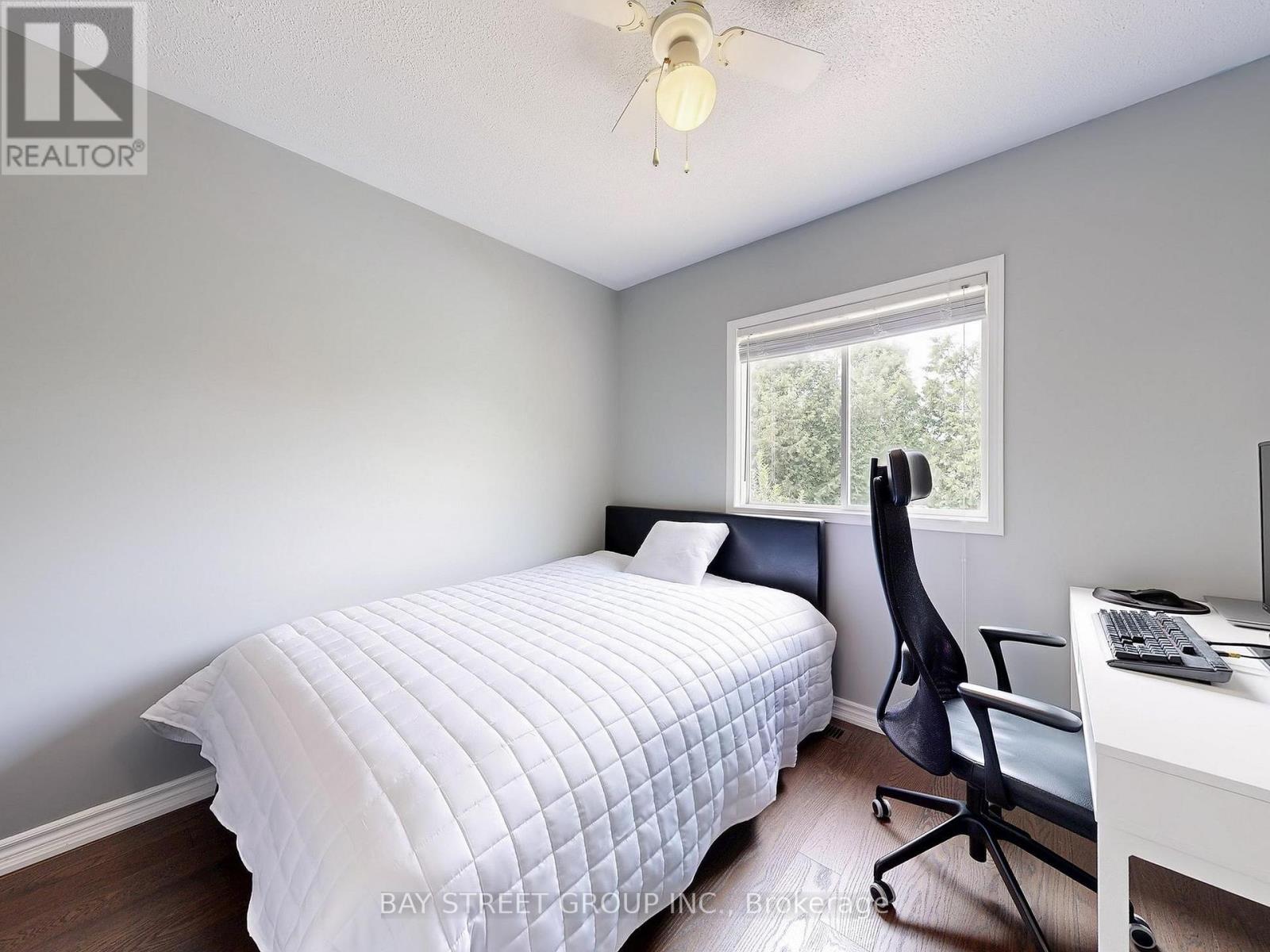 16 Bates Court, Barrie, Ontario  L4N 8L8 - Photo 27 - S12482538