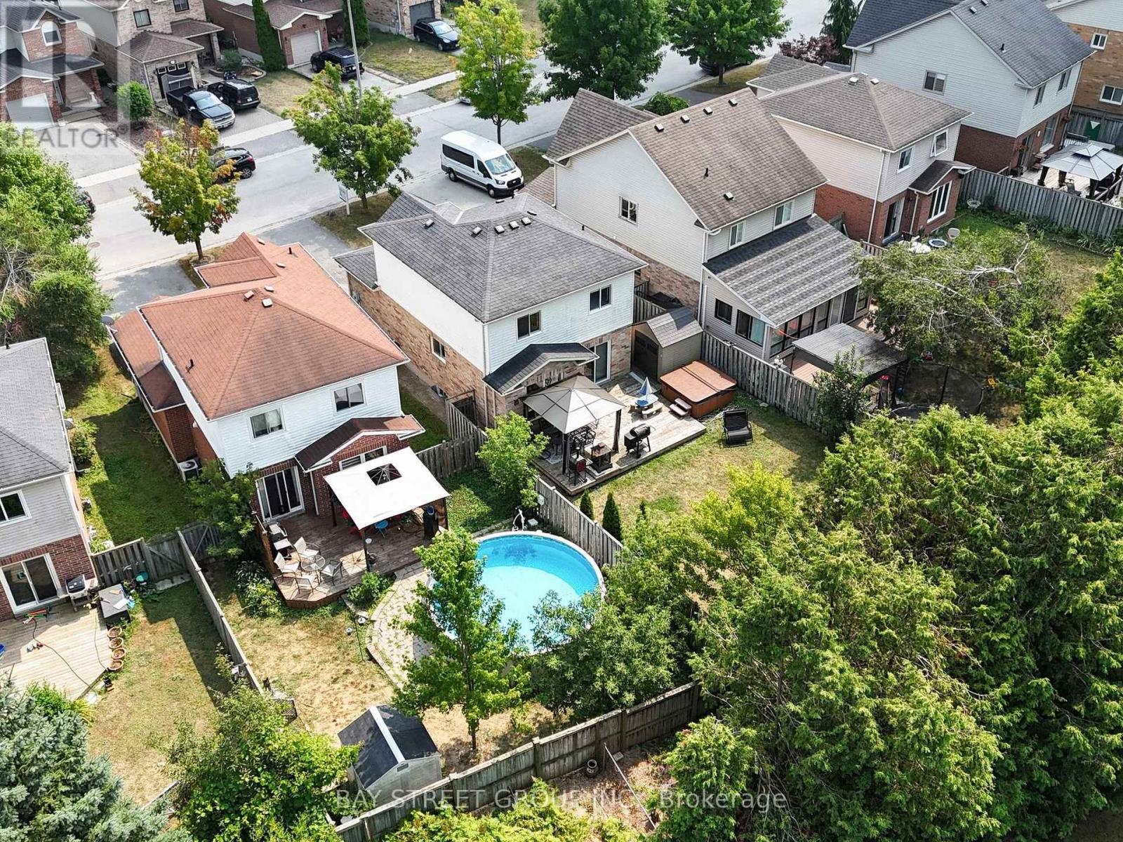 16 Bates Court, Barrie, Ontario  L4N 8L8 - Photo 42 - S12482538
