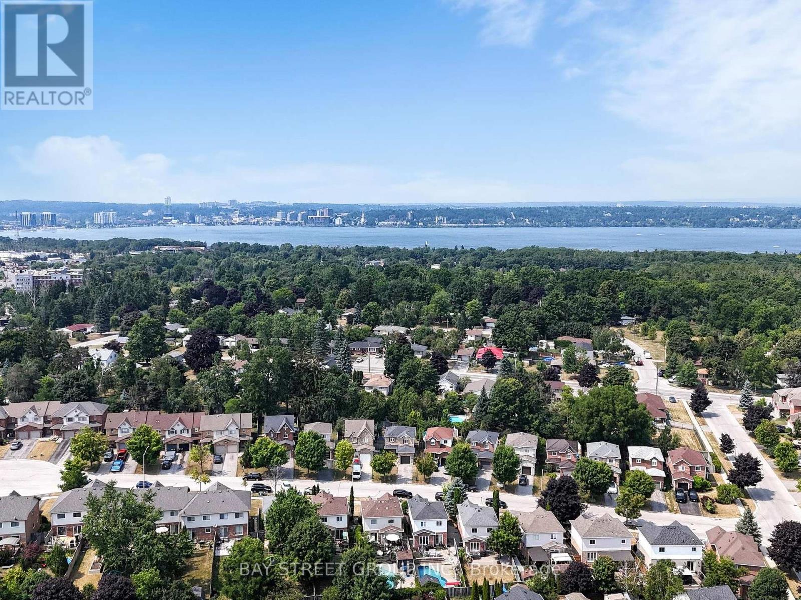 16 Bates Court, Barrie, Ontario  L4N 8L8 - Photo 45 - S12482538