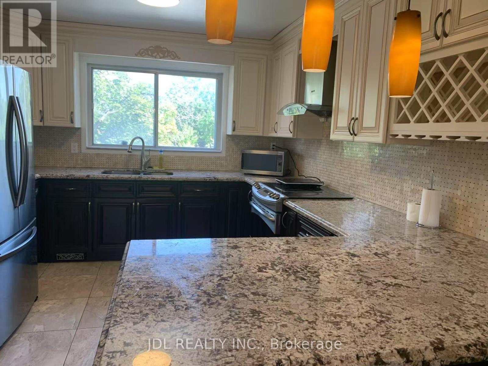135 Corinthian Blvd Boulevard, Toronto, Ontario  M1W 1H9 - Photo 15 - E12408324