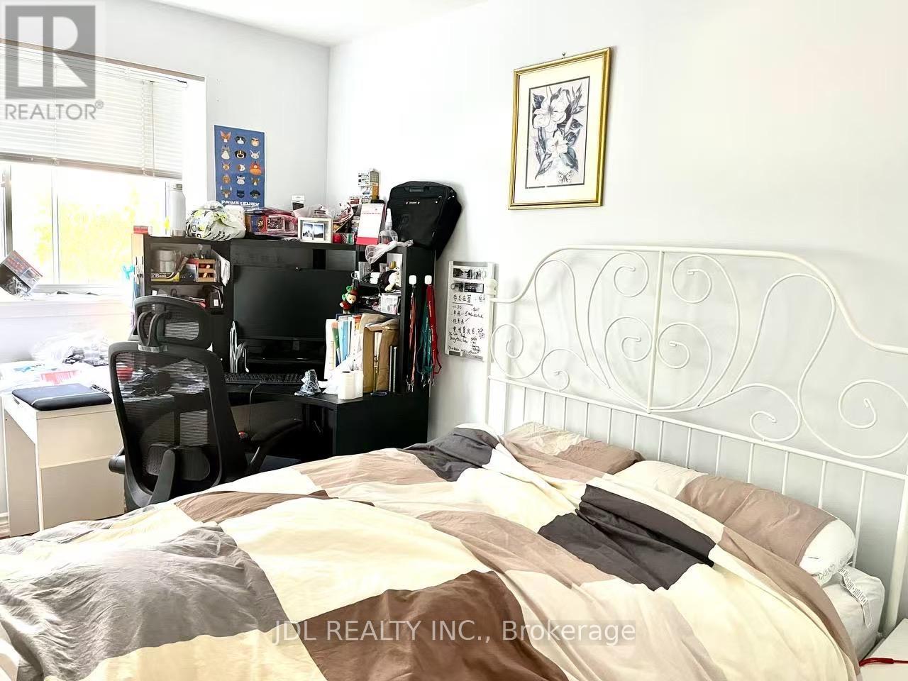 135 Corinthian Blvd Boulevard, Toronto, Ontario  M1W 1H9 - Photo 3 - E12408324