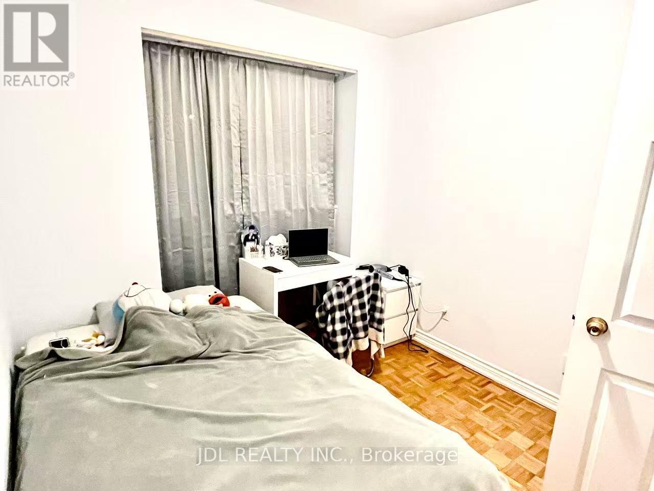 135 Corinthian Blvd Boulevard, Toronto, Ontario  M1W 1H9 - Photo 5 - E12408324