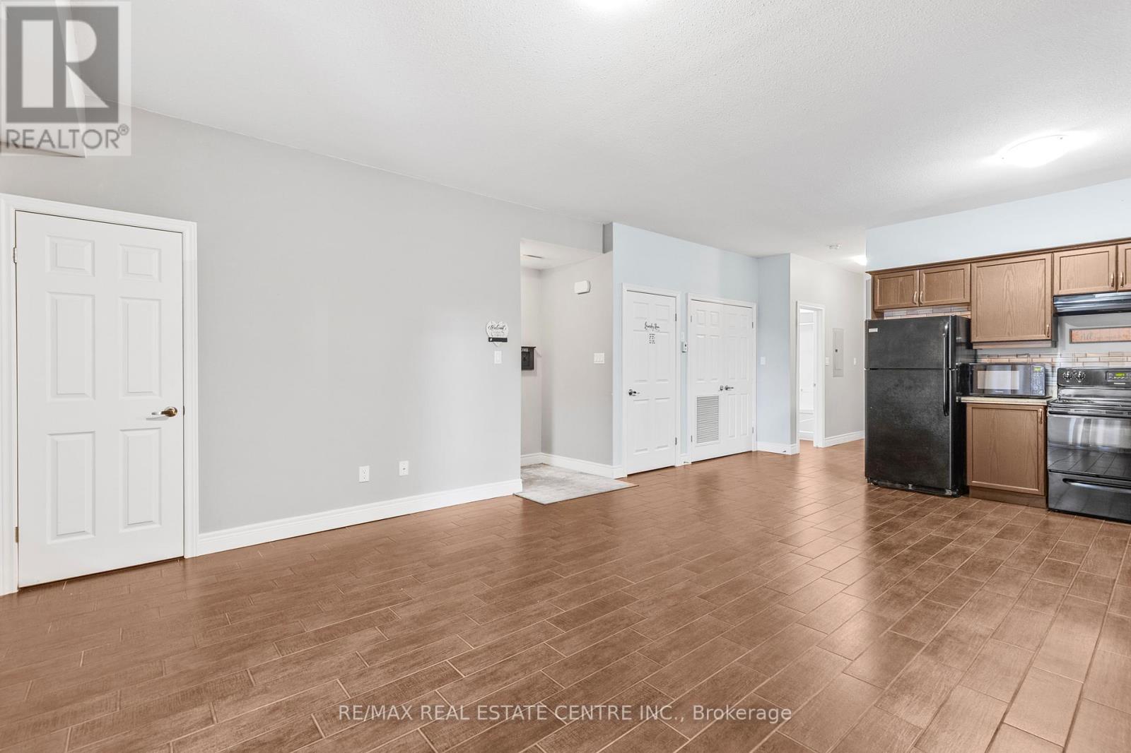 140 King Street West Street, Hamilton, Ontario  L8G 1J2 - Photo 10 - X12406714