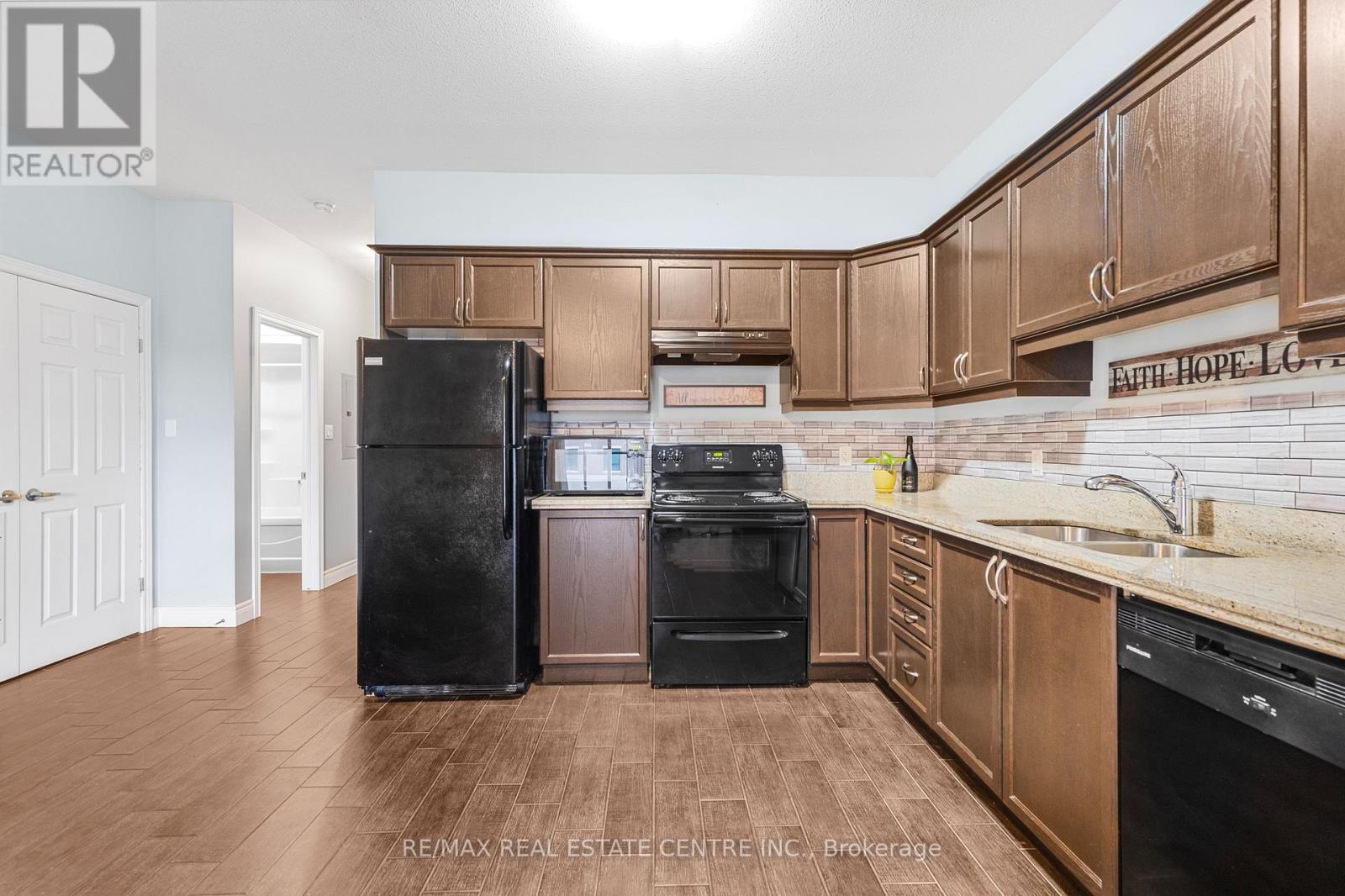 140 King Street West Street, Hamilton, Ontario  L8G 1J2 - Photo 13 - X12406714