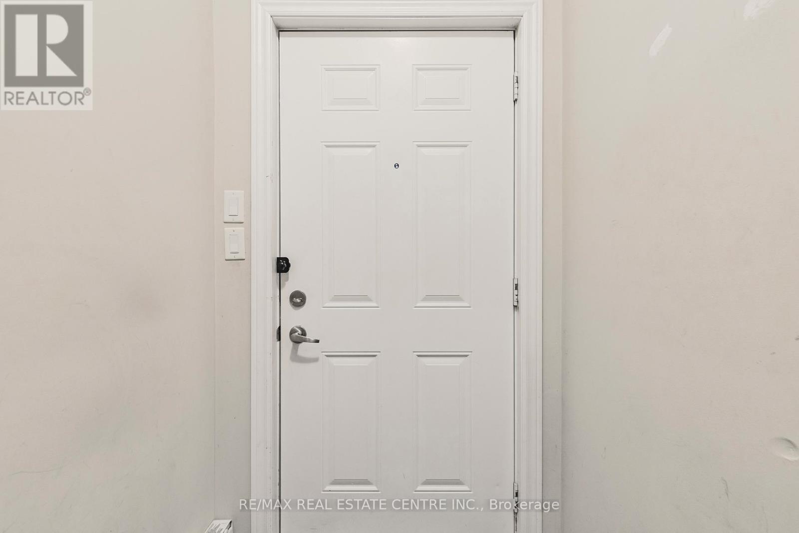 140 King Street West Street, Hamilton, Ontario  L8G 1J2 - Photo 7 - X12406714