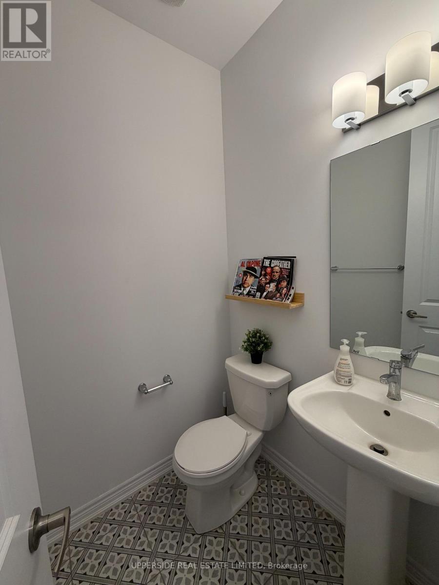 87 Milady Crescent, Barrie, Ontario  L9J 0X2 - Photo 5 - S12482542