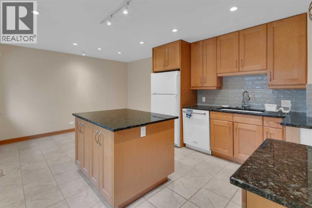 1213 20 Street Nw, Calgary, Alberta  T2N 2K5 - Photo 3 - A2248202