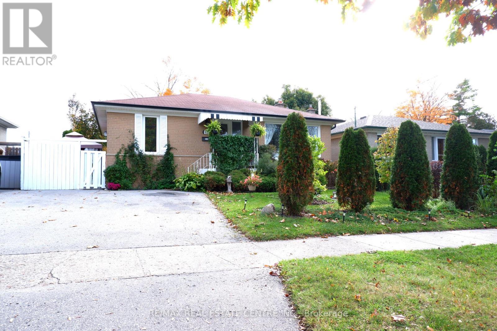 452 DELREX BOULEVARD, Halton Hills, Ontario