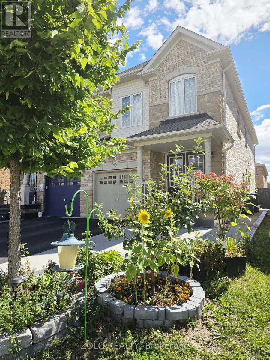 43 YARDLEY CRESCENT N, Brampton, Ontario