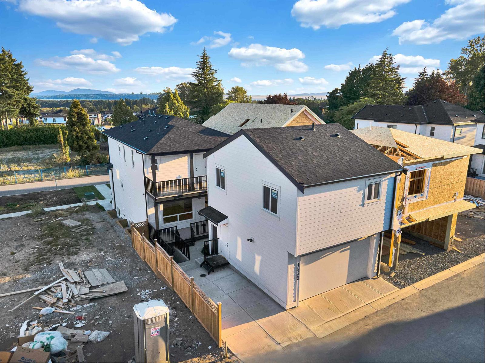 16723 19a Avenue, Surrey, British Columbia  V3Z 1K2 - Photo 34 - R3061560