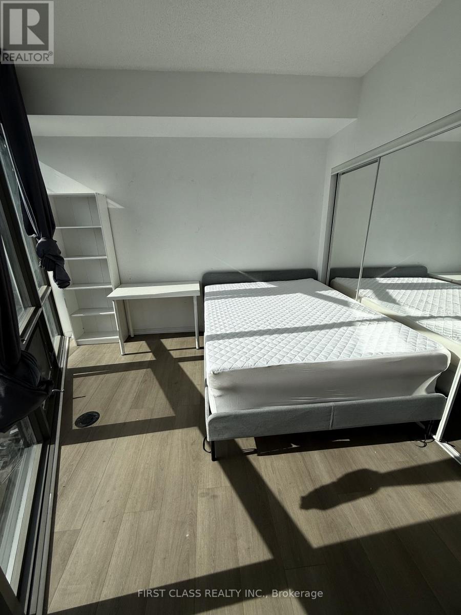 3608 - 832 Bay Street, Toronto, Ontario  M5S 1Z6 - Photo 5 - C12482570