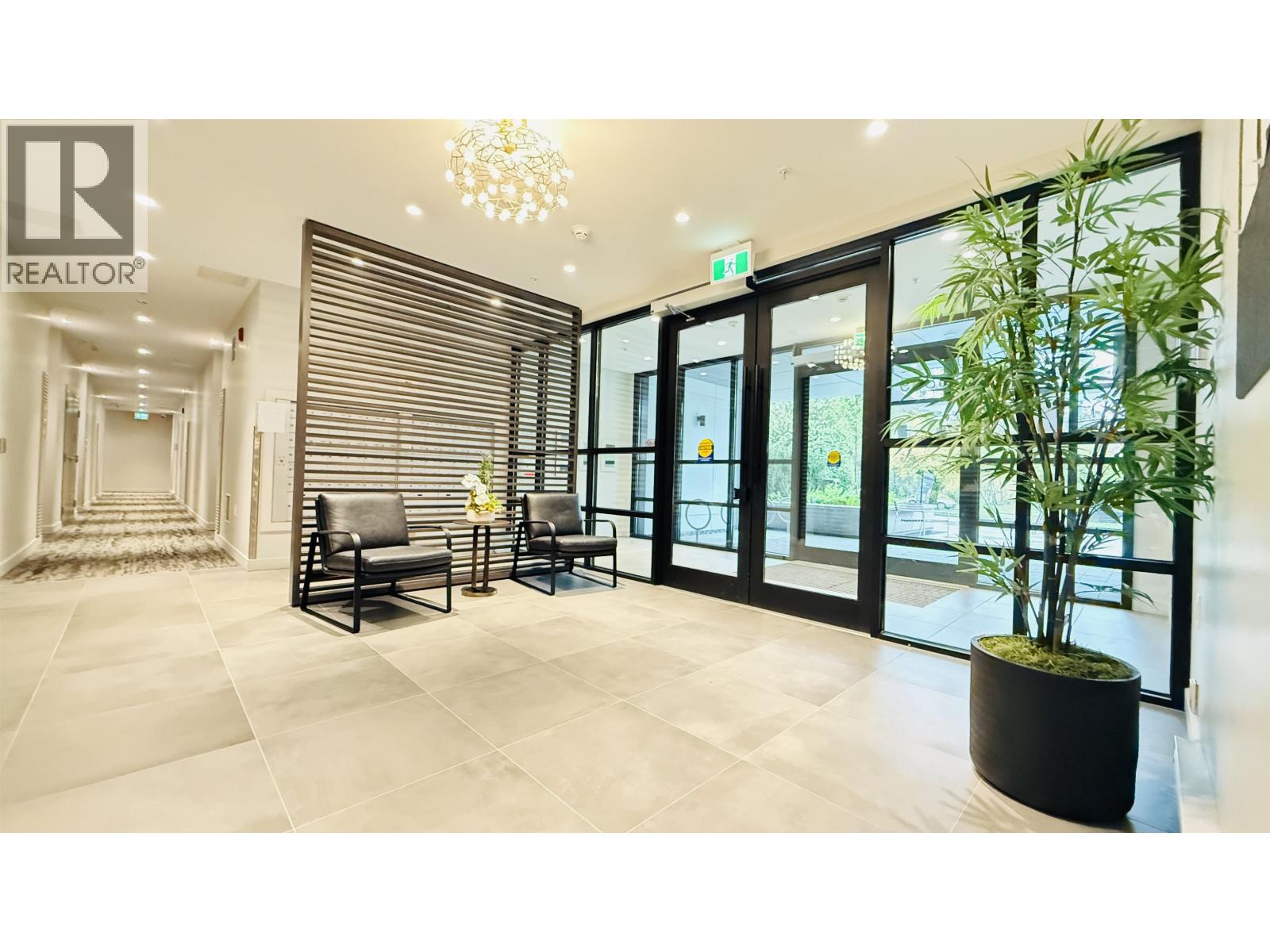 302 6859 Cambie Street, Vancouver, British Columbia  V6P 0M4 - Photo 2 - R3034931