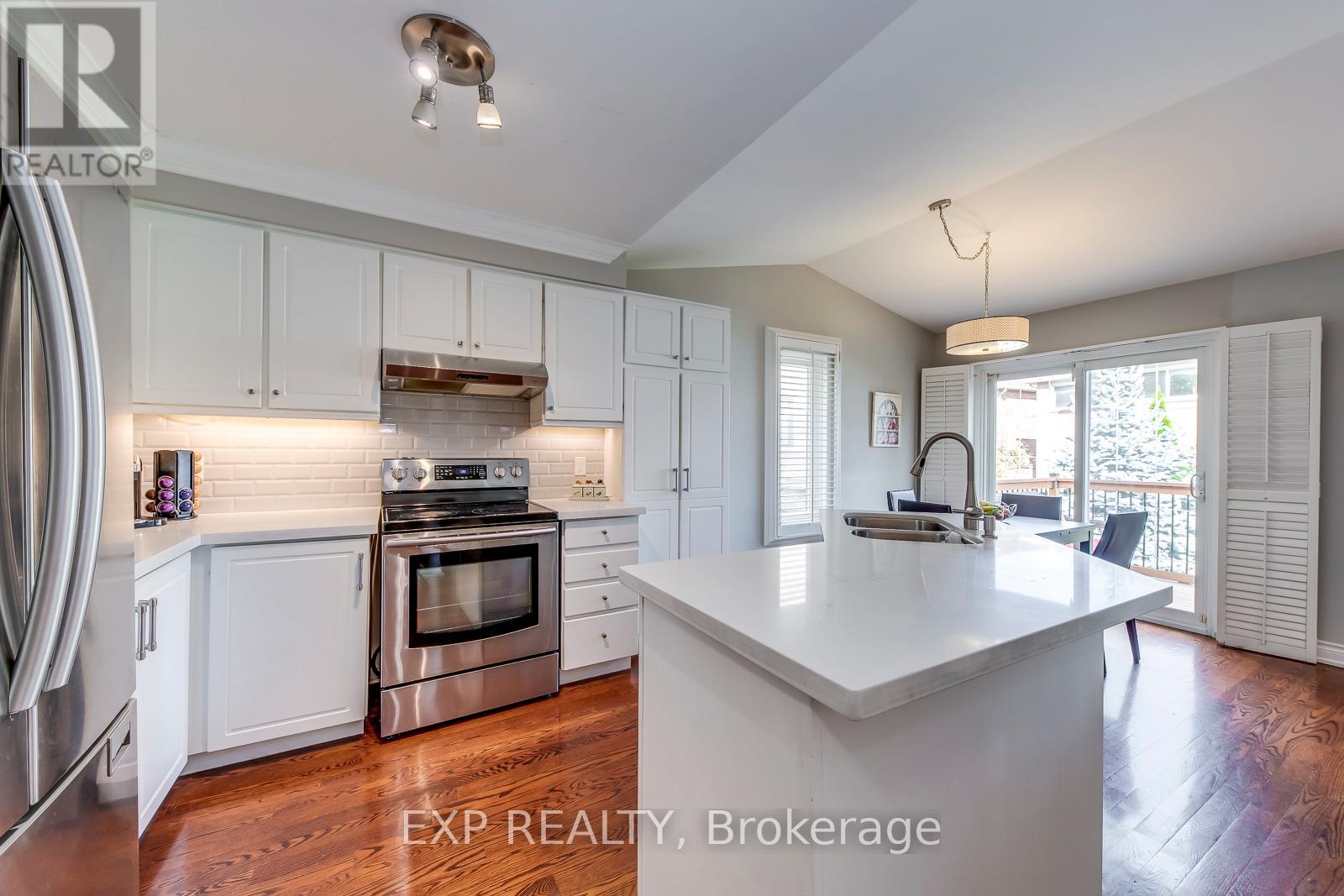 6657 Meteor Court, Mississauga, Ontario  L5N 7H9 - Photo 10 - W12482568