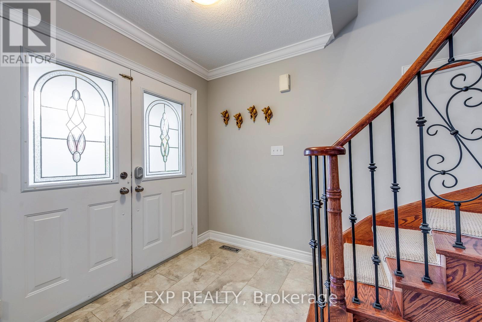 6657 Meteor Court, Mississauga, Ontario  L5N 7H9 - Photo 4 - W12482568
