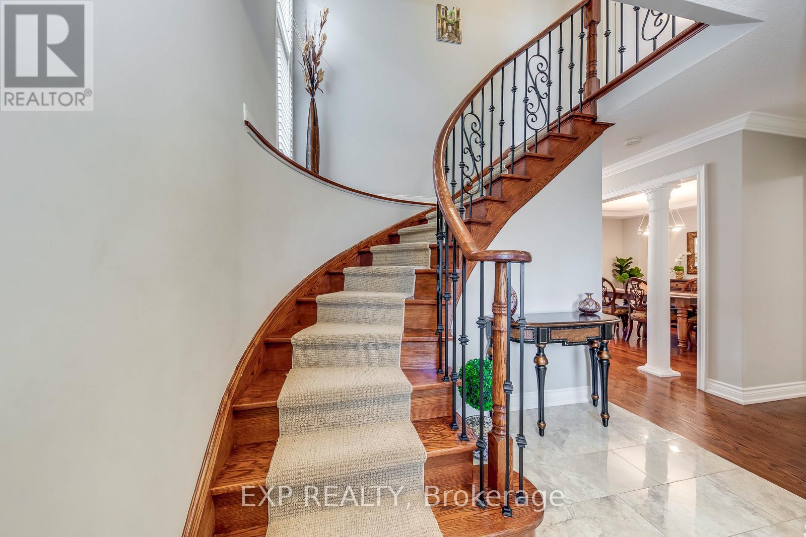 6657 Meteor Court, Mississauga, Ontario  L5N 7H9 - Photo 5 - W12482568