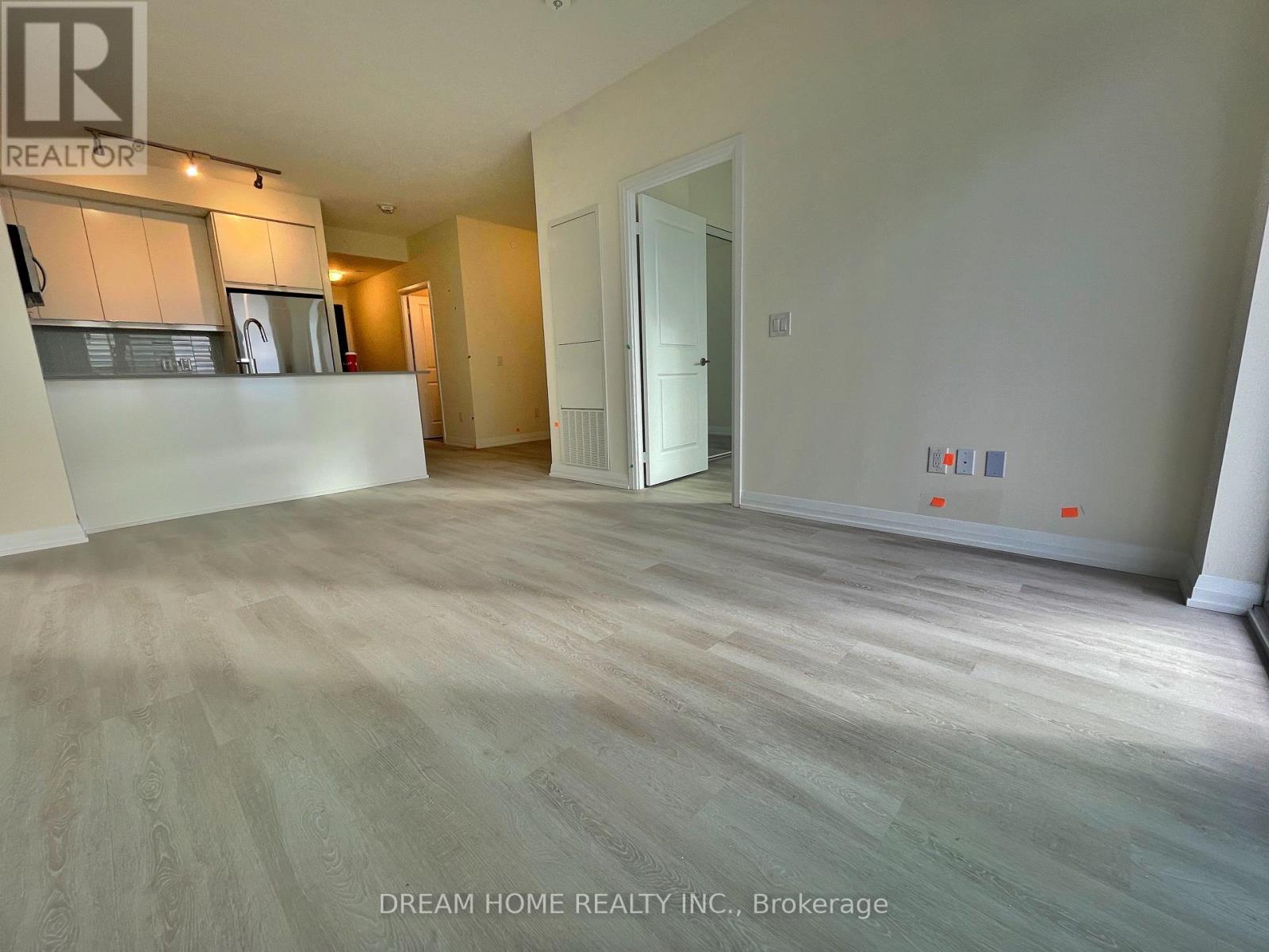 1923 - 3270 Sheppard Avenue E, Toronto, Ontario  M1T 3K3 - Photo 6 - E12482579