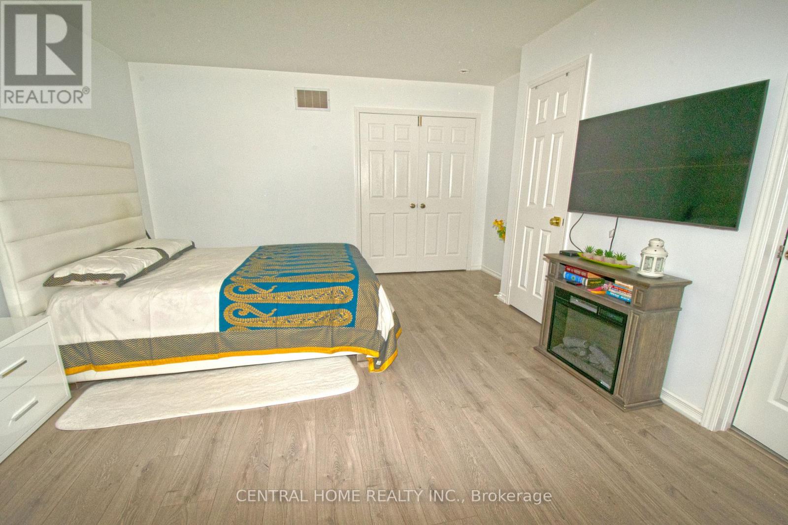 25 Camilleri Road, Ajax, Ontario  L1Z 0T2 - Photo 8 - E12390393