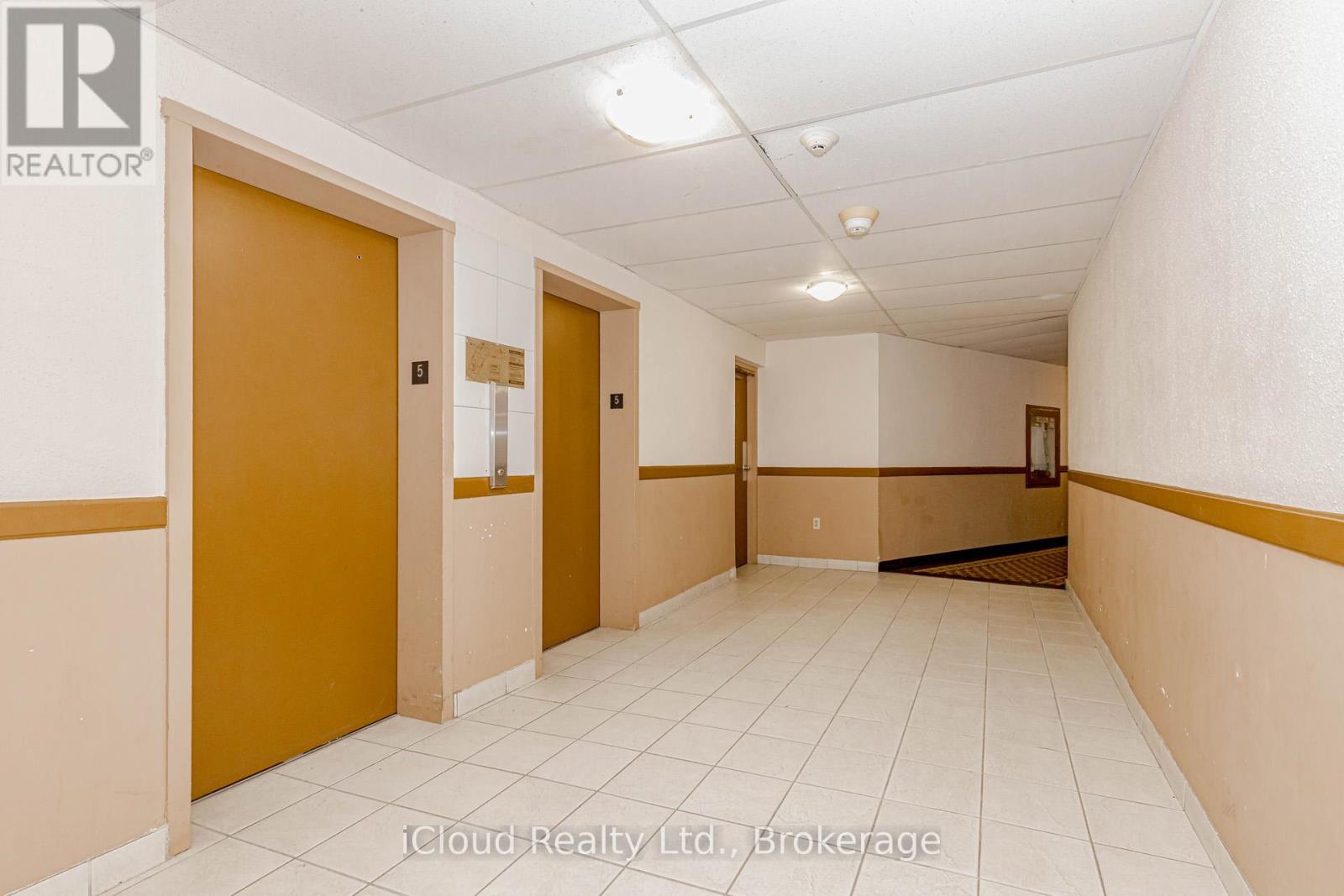 502 - 3577 Derry Road E, Mississauga, Ontario  L4T 1B3 - Photo 6 - W12482575