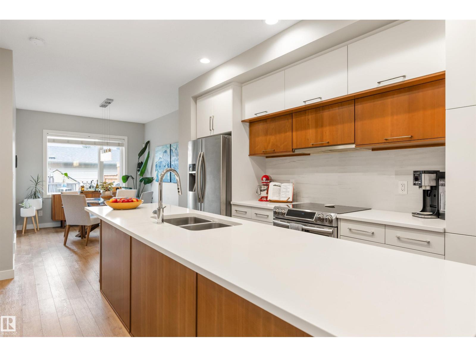 9524 75 Av Nw, Edmonton, Alberta  T6E 1H4 - Photo 15 - E4463563