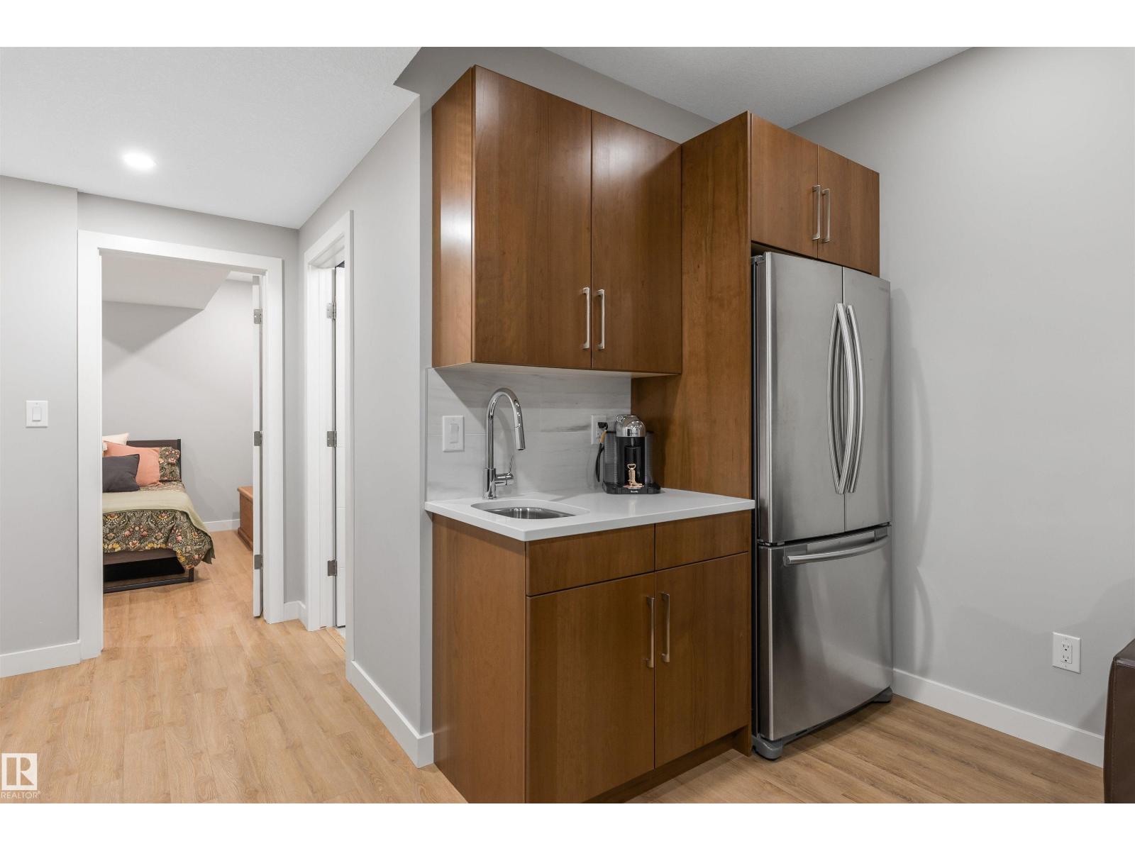 9524 75 Av Nw, Edmonton, Alberta  T6E 1H4 - Photo 31 - E4463563