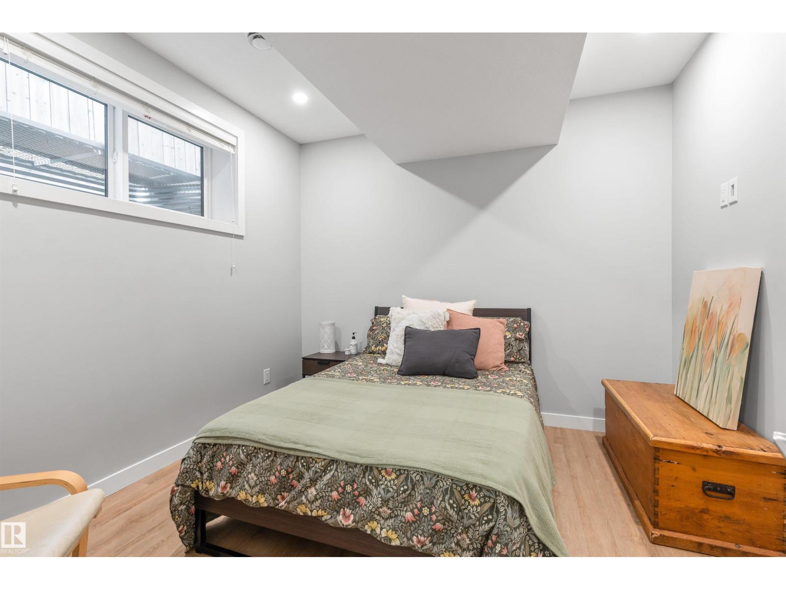 9524 75 Av Nw, Edmonton, Alberta  T6E 1H4 - Photo 34 - E4463563