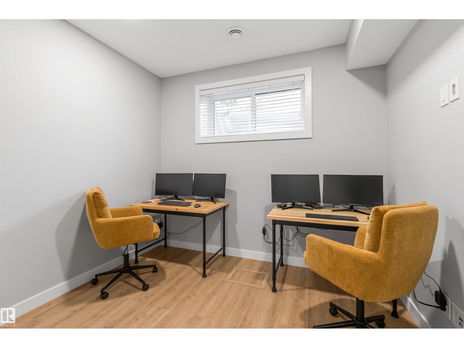 9524 75 Av Nw, Edmonton, Alberta  T6E 1H4 - Photo 37 - E4463563