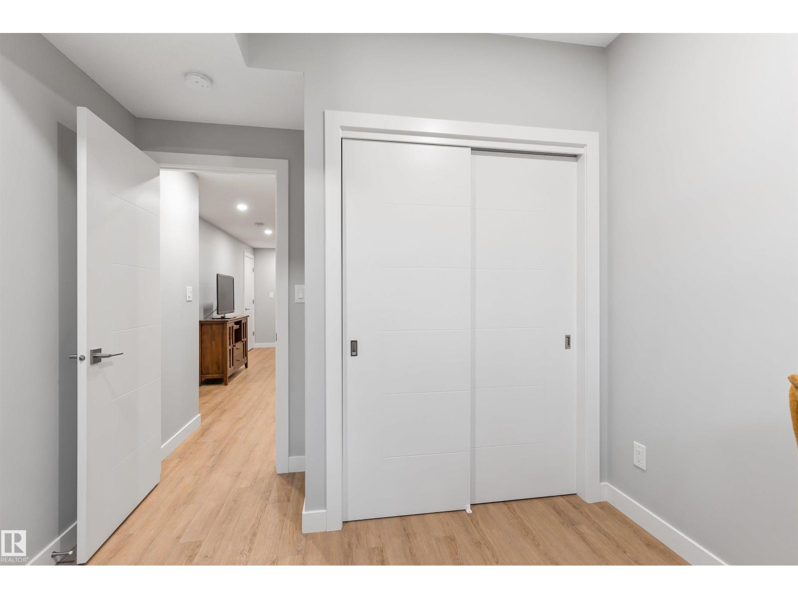 9524 75 Av Nw, Edmonton, Alberta  T6E 1H4 - Photo 38 - E4463563