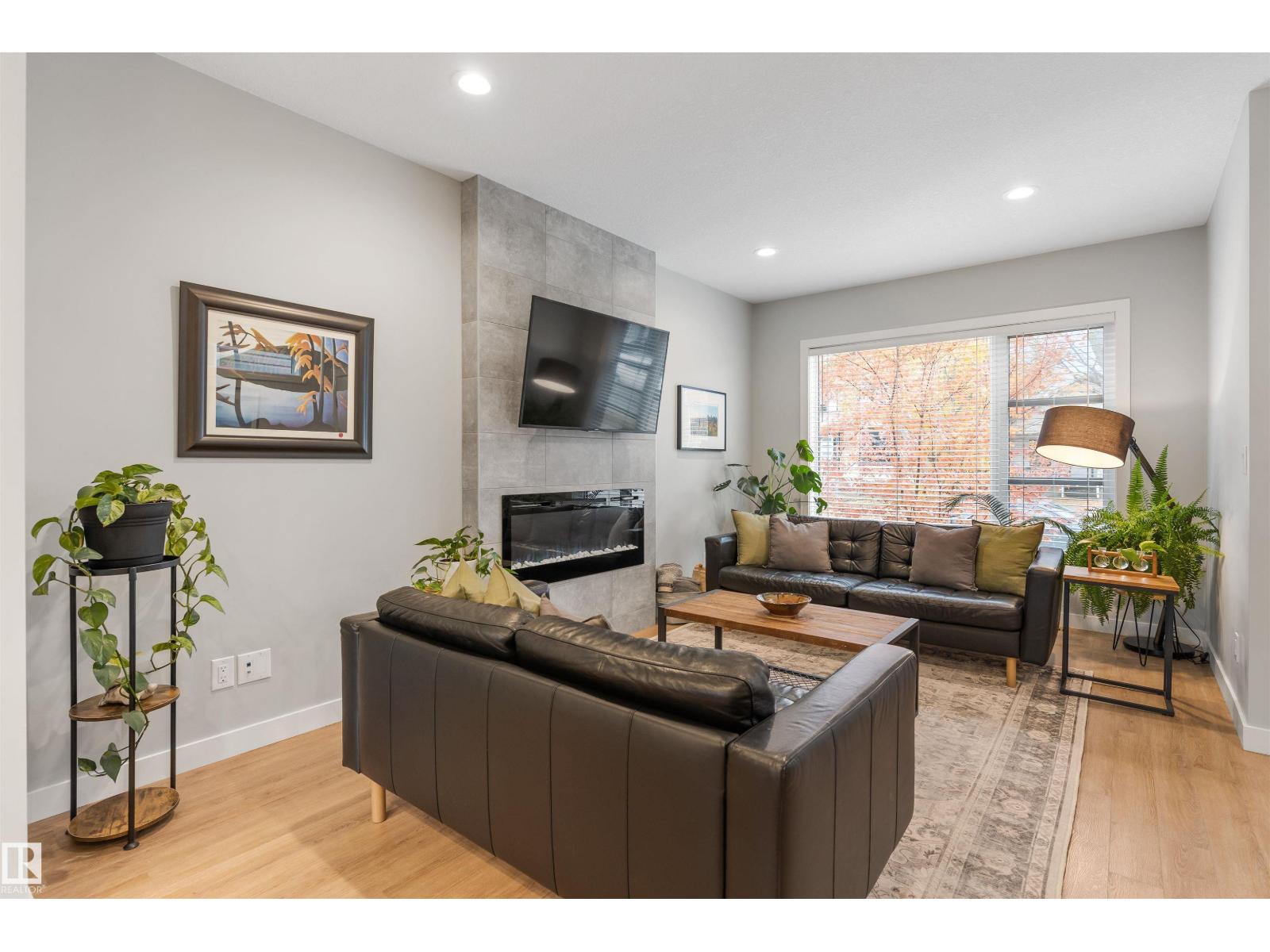 9524 75 Av Nw, Edmonton, Alberta  T6E 1H4 - Photo 6 - E4463563
