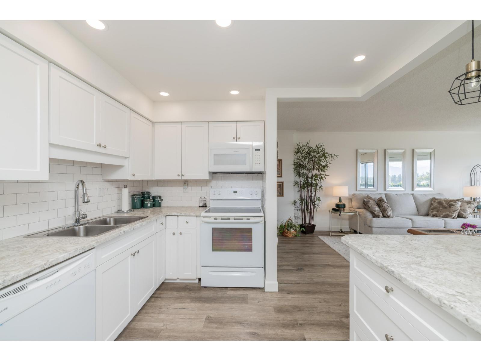 1015 31955 Old Yale Road, Abbotsford, British Columbia  V2T 4N1 - Photo 12 - R3039989