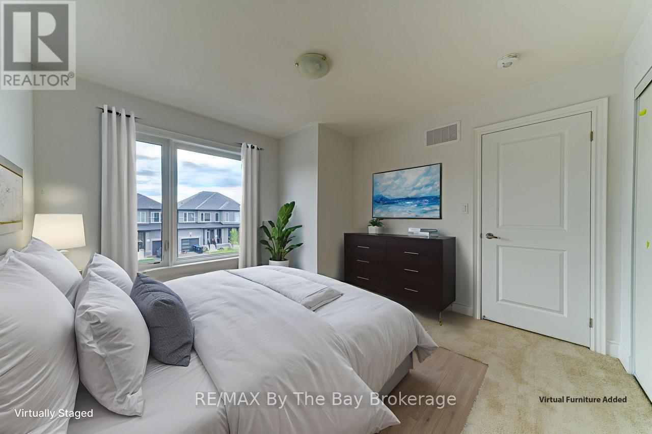 25 Lisa Street, Wasaga Beach, Ontario  L9Z 1J9 - Photo 25 - S12427974