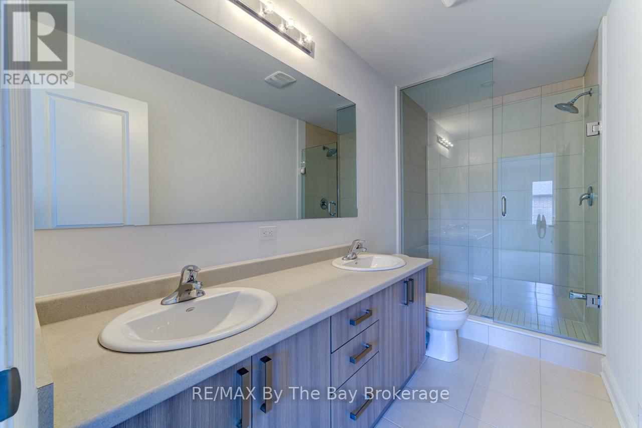 25 Lisa Street, Wasaga Beach, Ontario  L9Z 1J9 - Photo 21 - S12427974