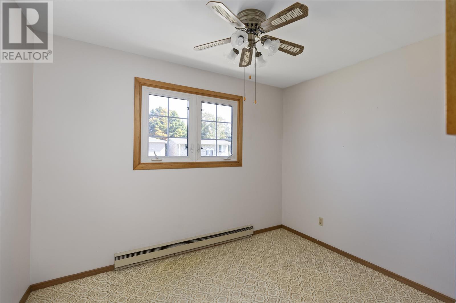 19 Admiral Dr, Sault Ste. Marie, Ontario  P6C 5W2 - Photo 18 - SM252660