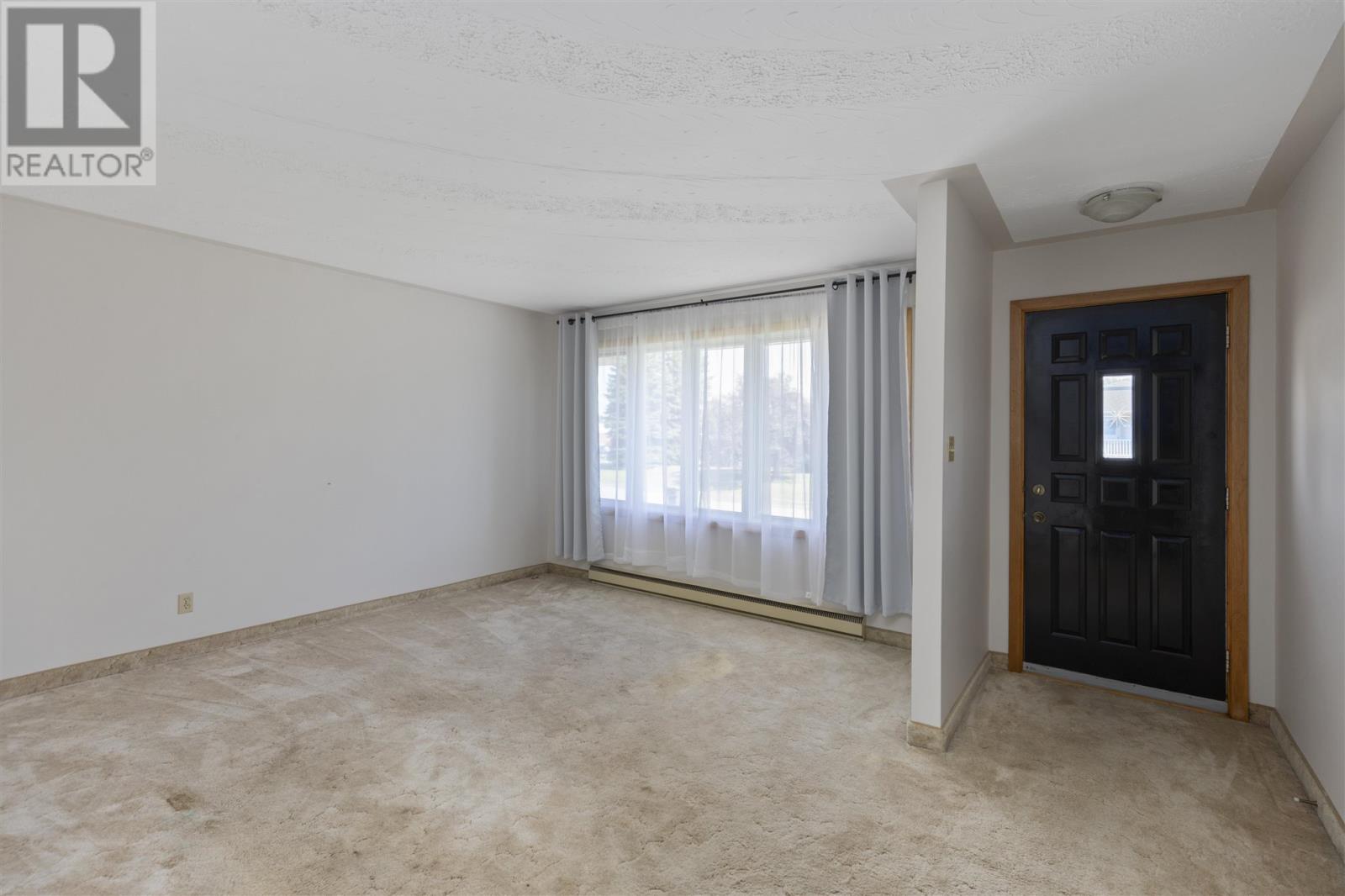 19 Admiral Dr, Sault Ste. Marie, Ontario  P6C 5W2 - Photo 8 - SM252660