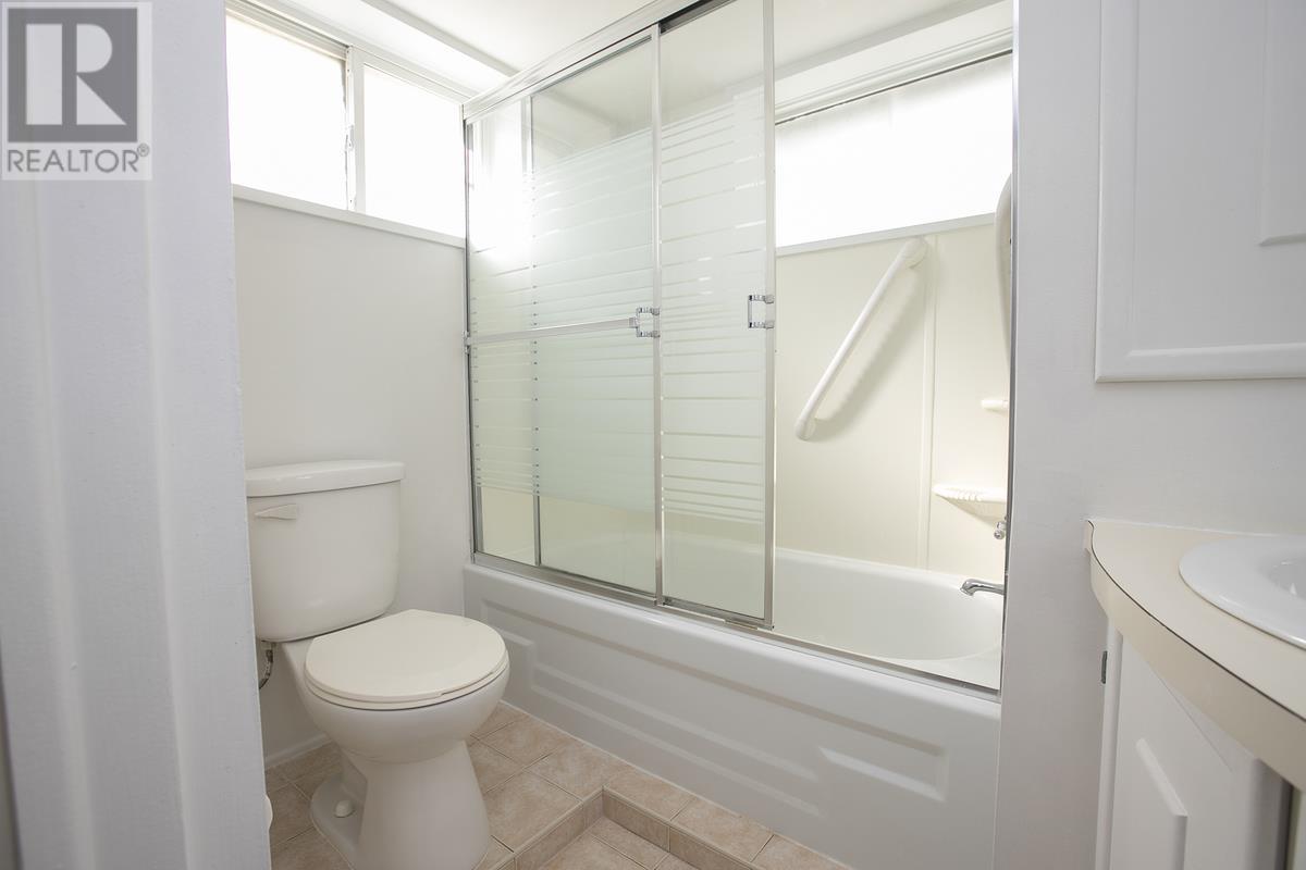 1377 Queen St E, Sault Ste. Marie, Ontario  P6A 2G1 - Photo 50 - SM252968