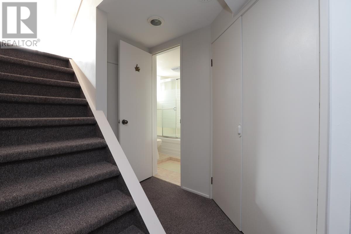 1377 Queen St E, Sault Ste. Marie, Ontario  P6A 2G1 - Photo 49 - SM252968