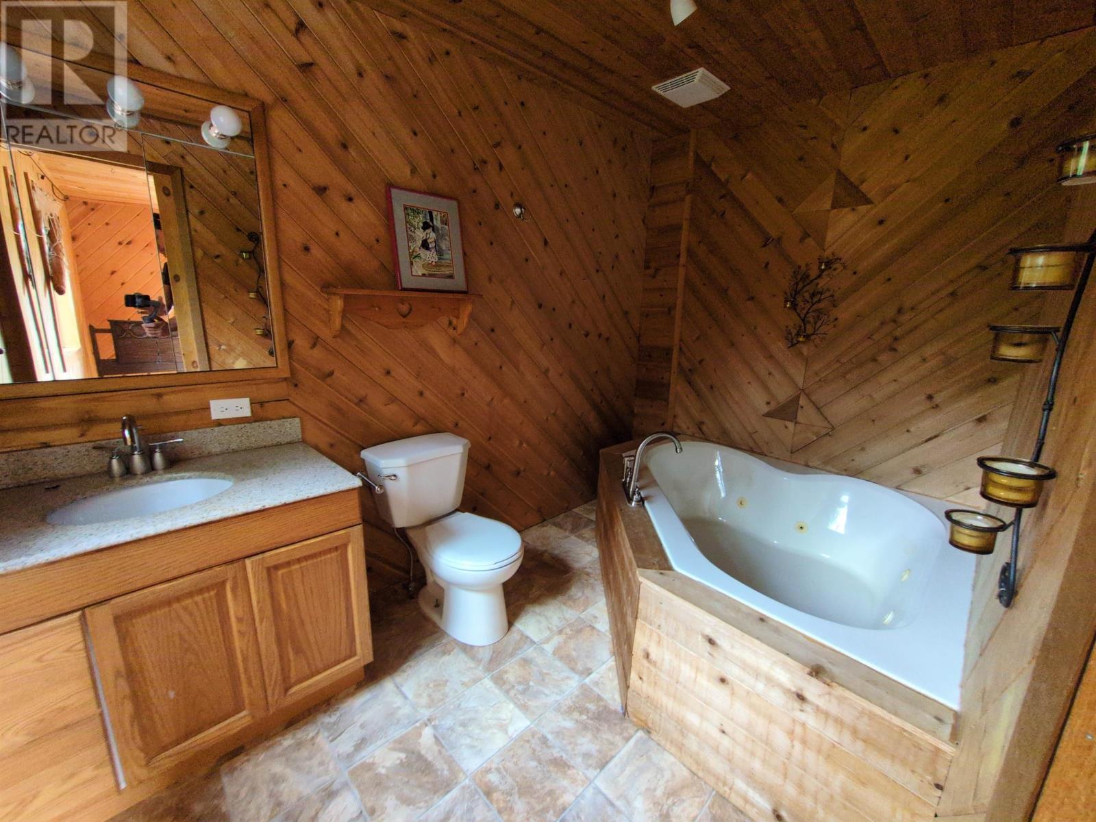 6 The River Rd, Unorganized, Ontario  P0V 2M0 - Photo 14 - TB252370