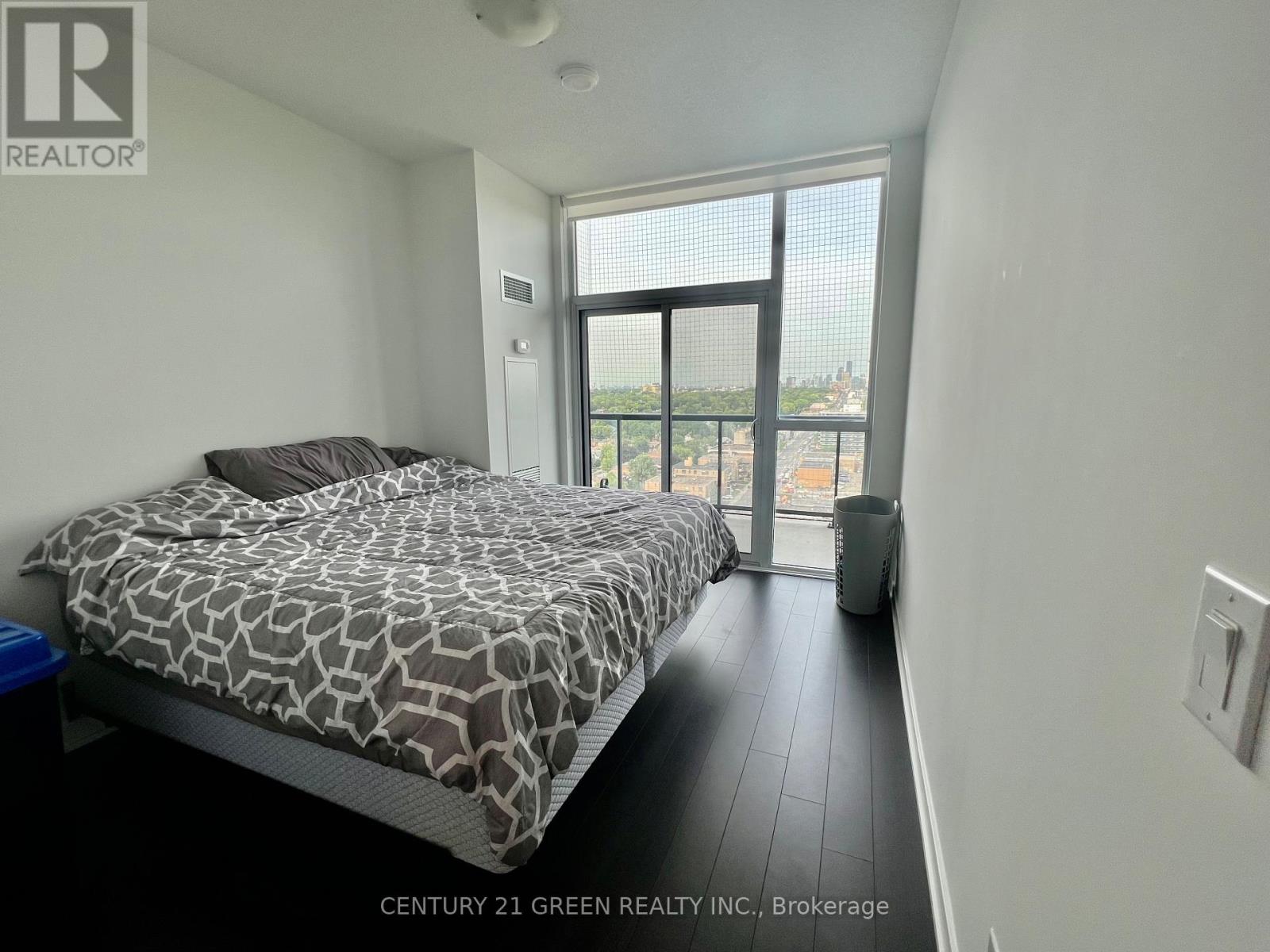 1601 - 1603 Eglinton Avenue W, Toronto, Ontario  M6E 0A1 - Photo 17 - C12482591