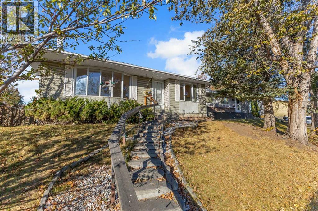 119 Whitestone Crescent NE, Calgary, Alberta