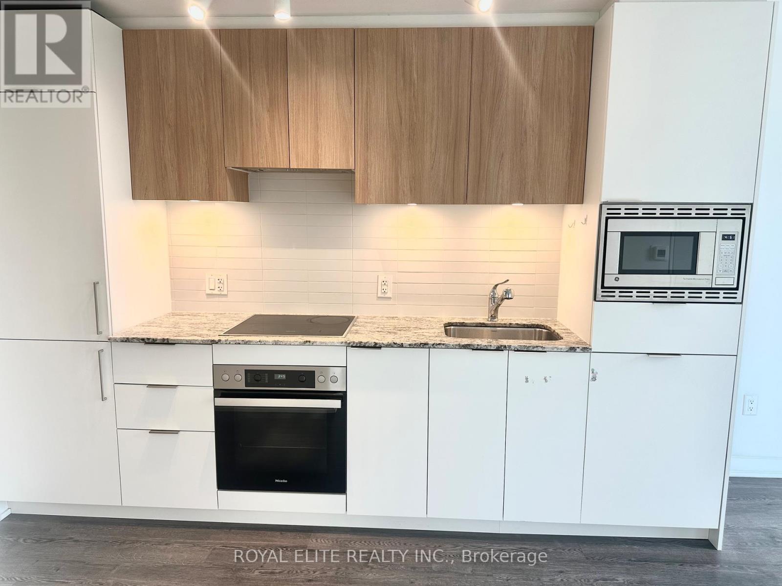 535 - 20 O'neill Road, Toronto, Ontario  M3C 0R2 - Photo 2 - C12482600