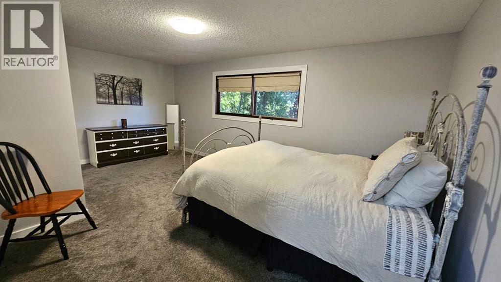 808 1 Street Ne, Milk River, Alberta T0K 1M0 - Photo 27 - A2250000