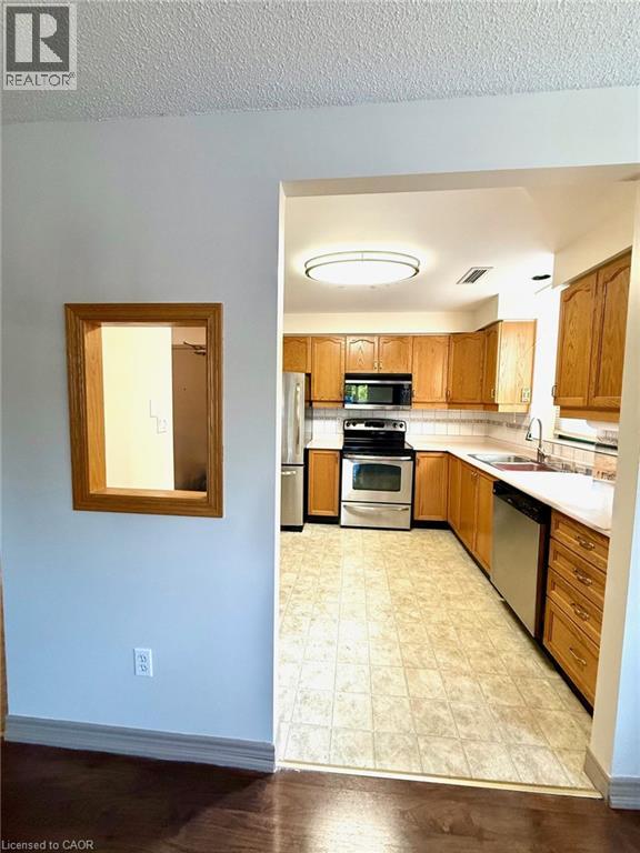 5 Ogilvie Street Unit# 103, Dundas, Ontario  L9H 2S1 - Photo 11 - 40781138