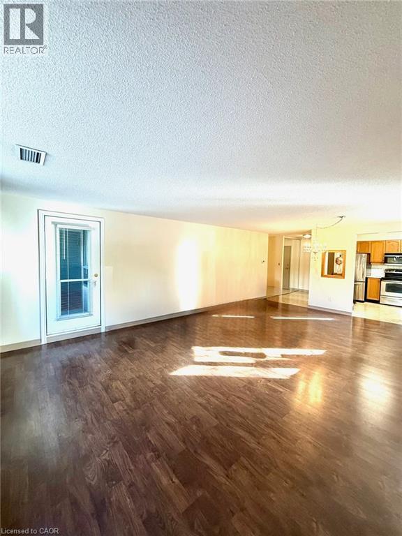 5 Ogilvie Street Unit# 103, Dundas, Ontario  L9H 2S1 - Photo 18 - 40781138