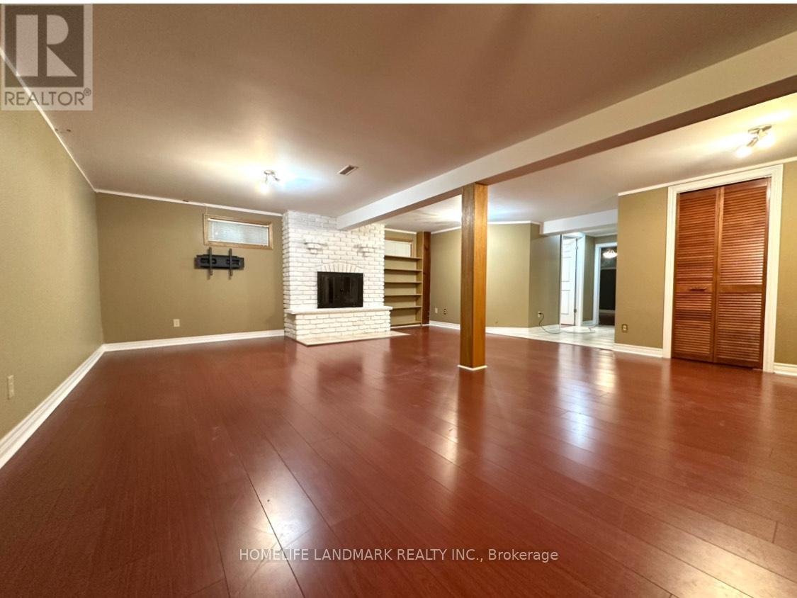 684 Cape Avenue, Burlington, Ontario  L7L 4M8 - Photo 27 - W12482601