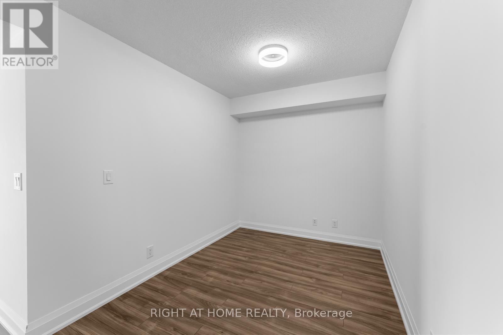 608 - 1070 Sheppard Avenue W, Toronto, Ontario  M3J 0G8 - Photo 17 - W12482603