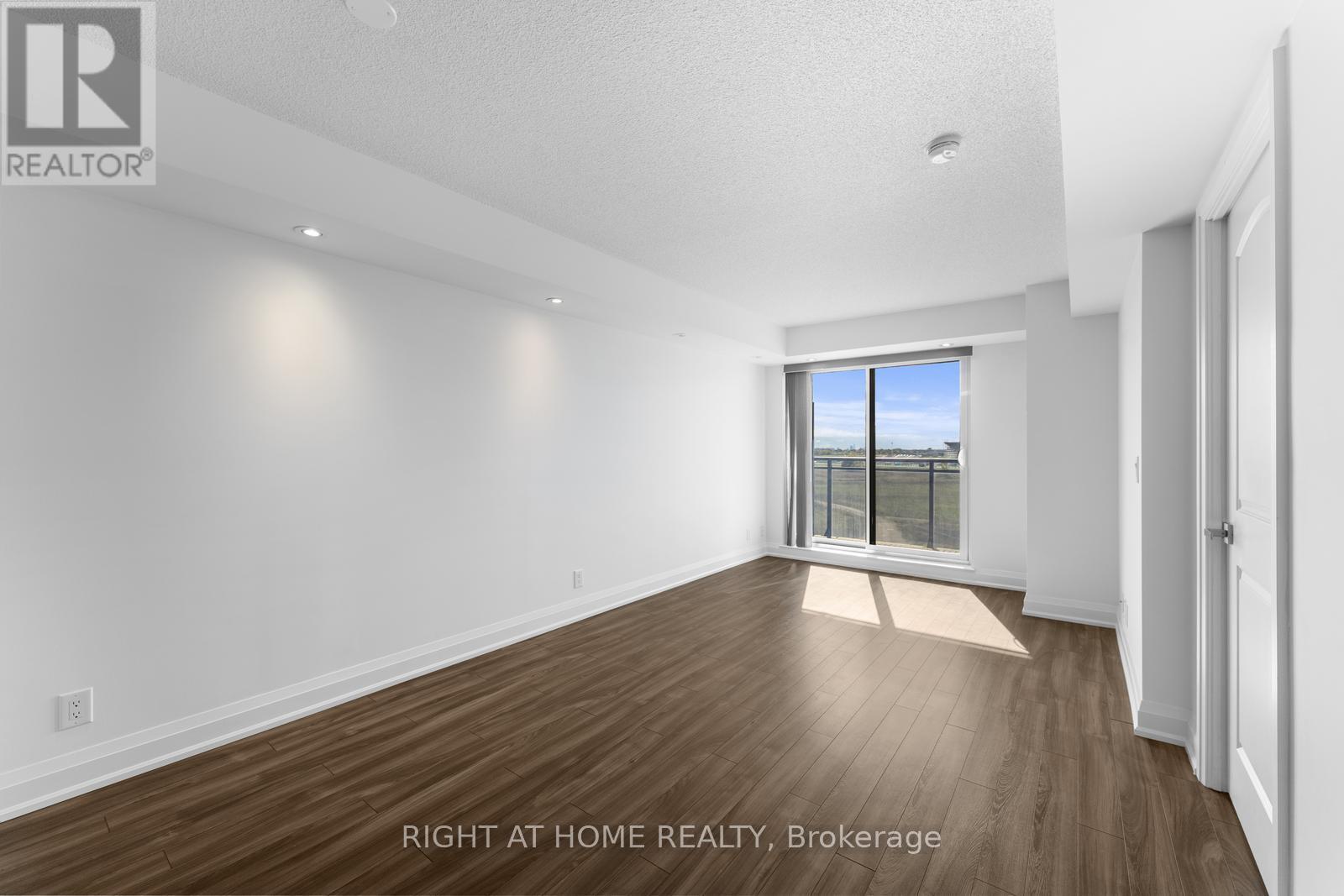 608 - 1070 Sheppard Avenue W, Toronto, Ontario  M3J 0G8 - Photo 19 - W12482603