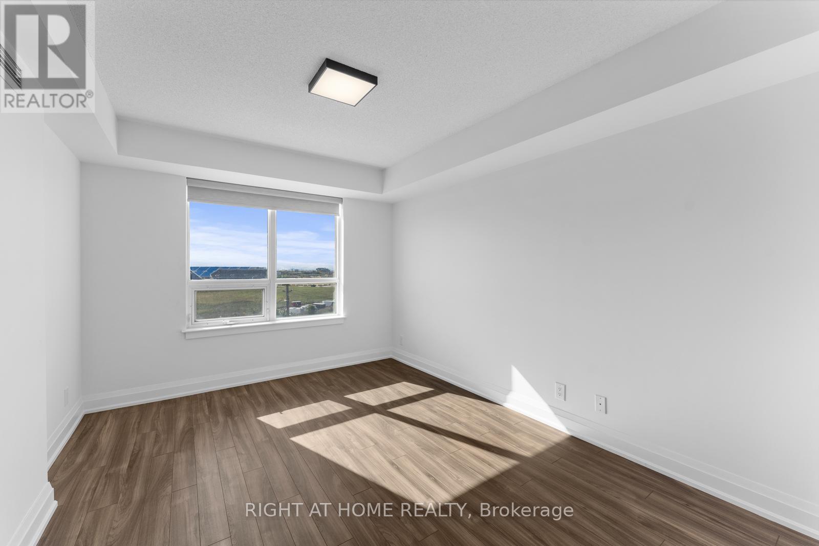 608 - 1070 Sheppard Avenue W, Toronto, Ontario  M3J 0G8 - Photo 24 - W12482603