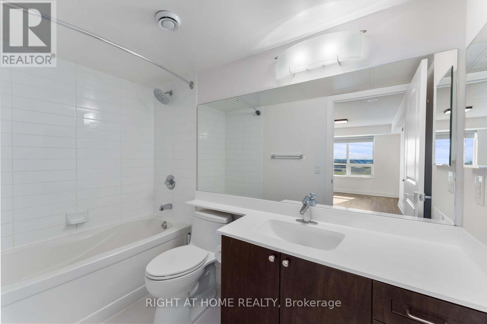 608 - 1070 Sheppard Avenue W, Toronto, Ontario  M3J 0G8 - Photo 26 - W12482603