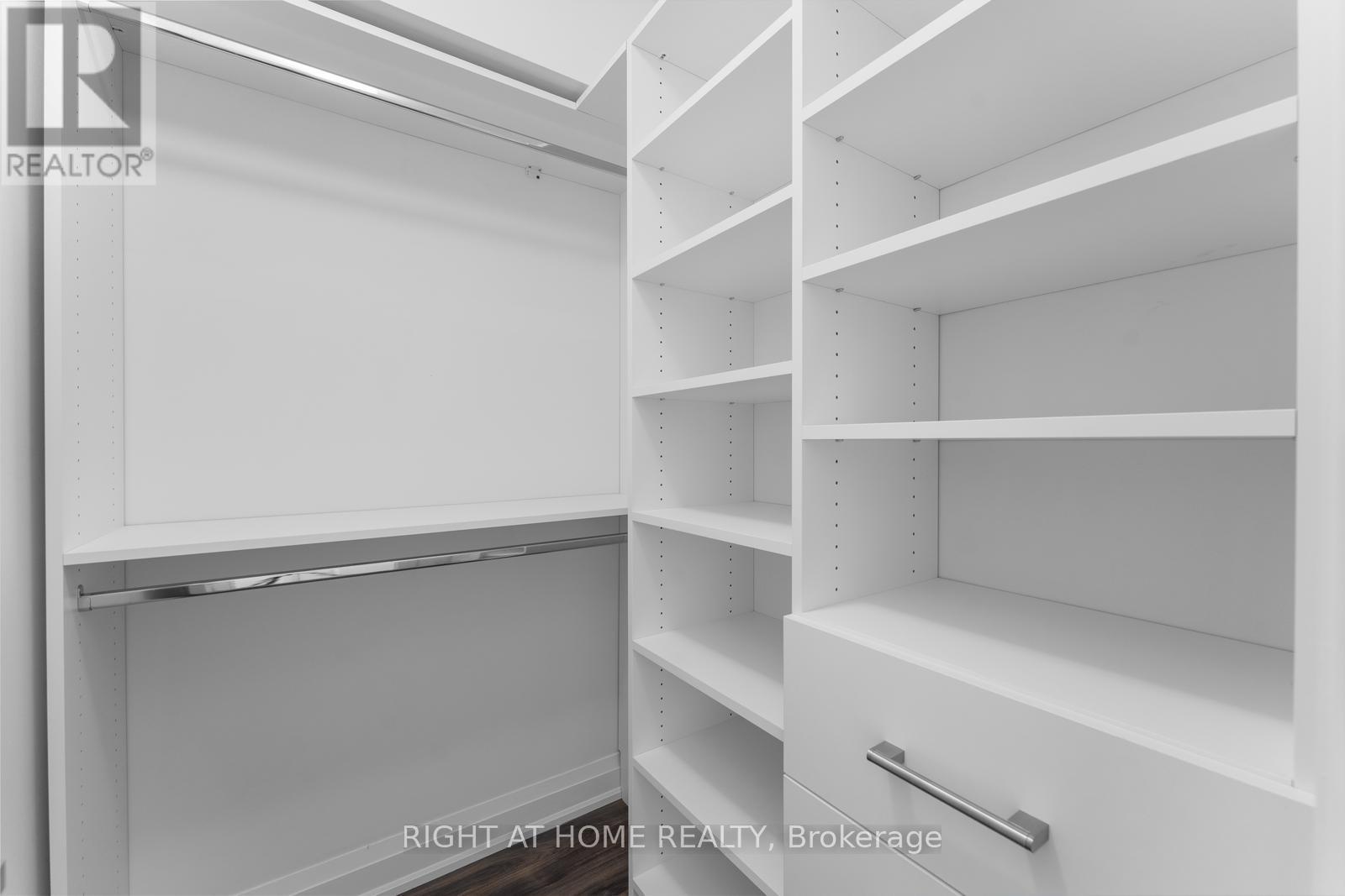 608 - 1070 Sheppard Avenue W, Toronto, Ontario  M3J 0G8 - Photo 27 - W12482603