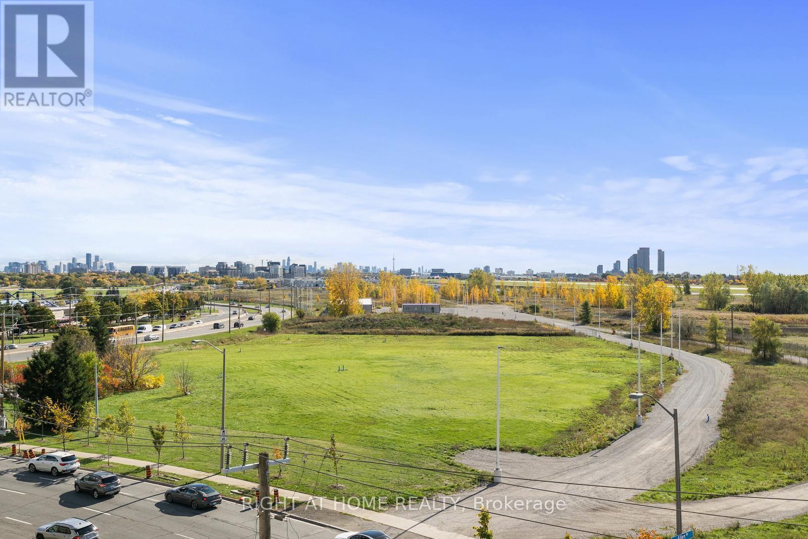 608 - 1070 Sheppard Avenue W, Toronto, Ontario  M3J 0G8 - Photo 33 - W12482603